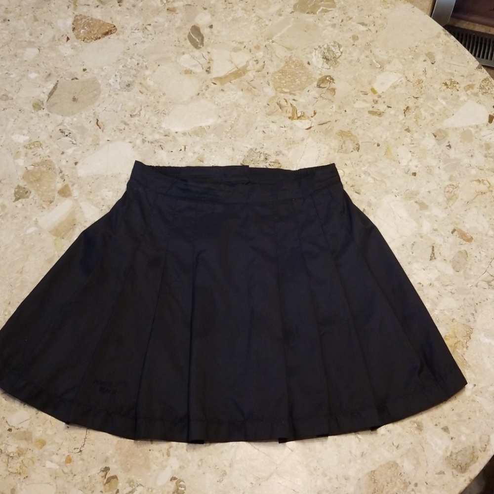 Peeble Beach Pleated Skirt Size 12